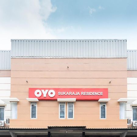 Super Oyo 617 Sukaraja Residence Syariah Бандунг Экстерьер фото
