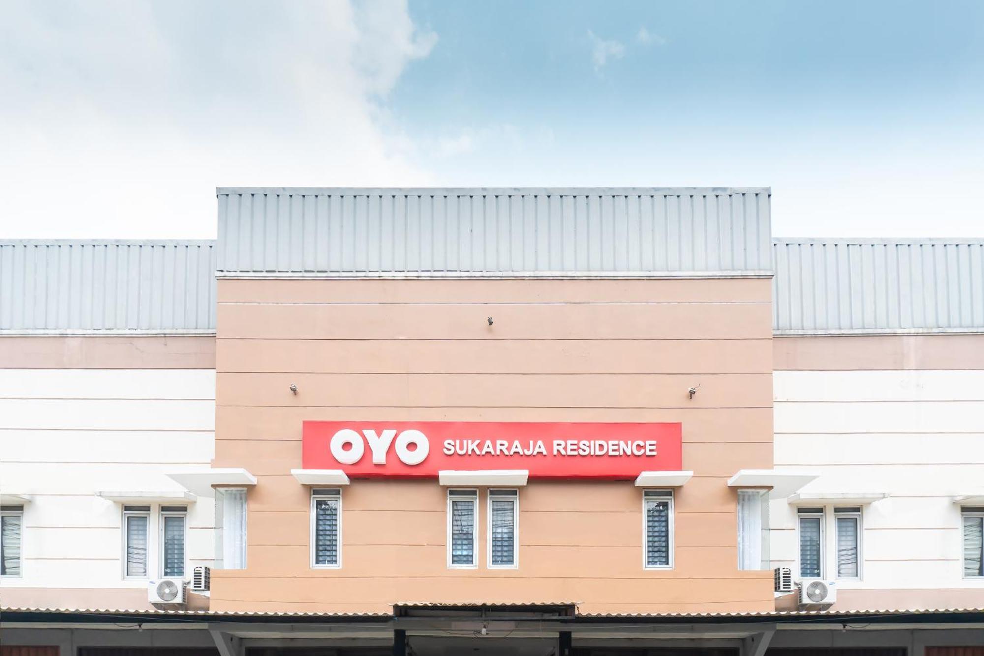 Super Oyo 617 Sukaraja Residence Syariah Бандунг Экстерьер фото